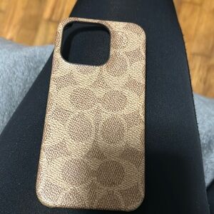 iPhone 15 pro coach case